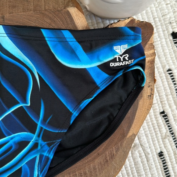 TYR - Picture 2 of 5